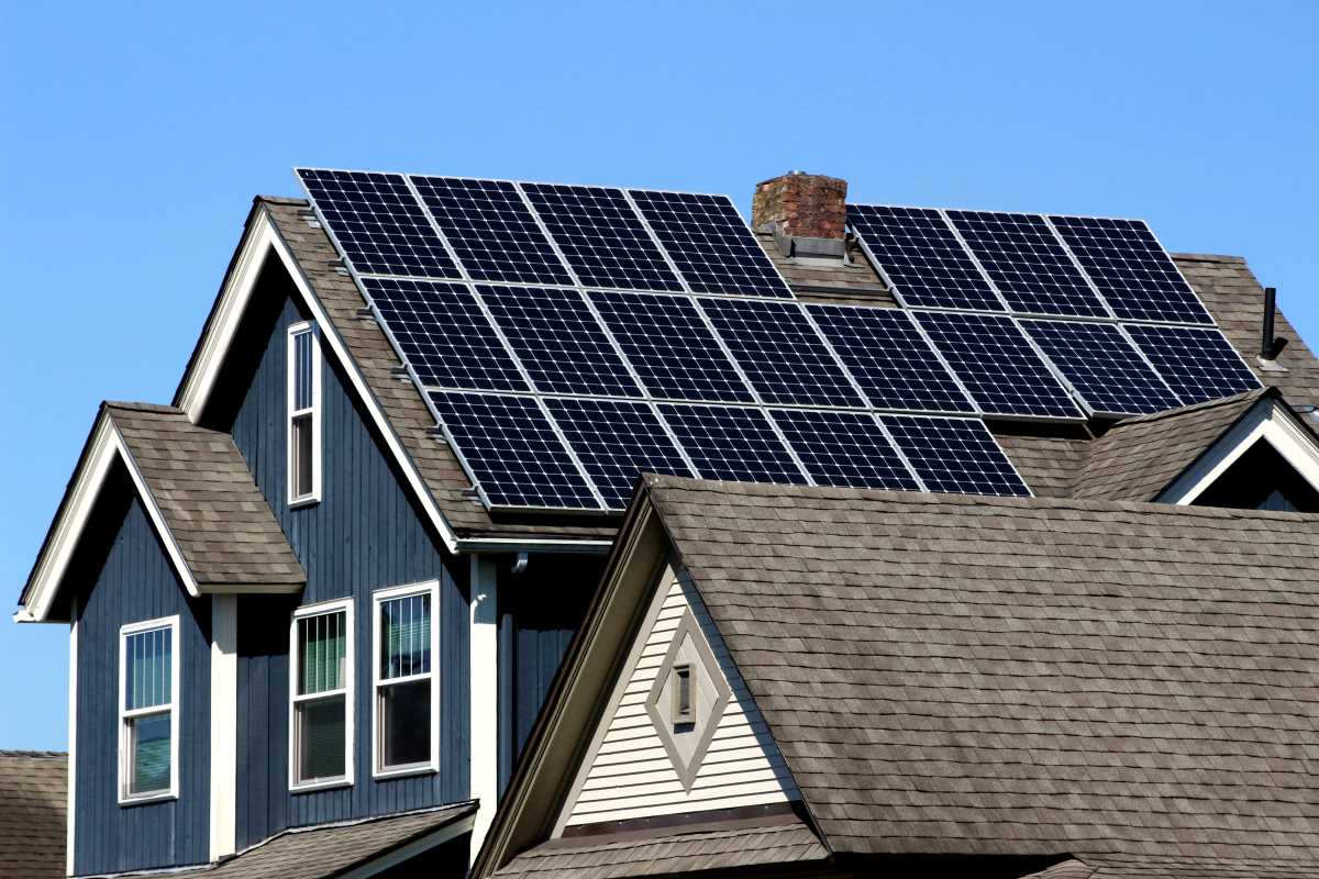 How to Calculate the True Savings of Solar Panels on Your Energy Bill